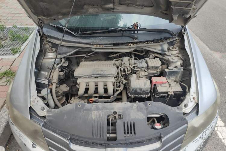Used Honda City Classic 2008 1.5L manual comfort version Engine Bay