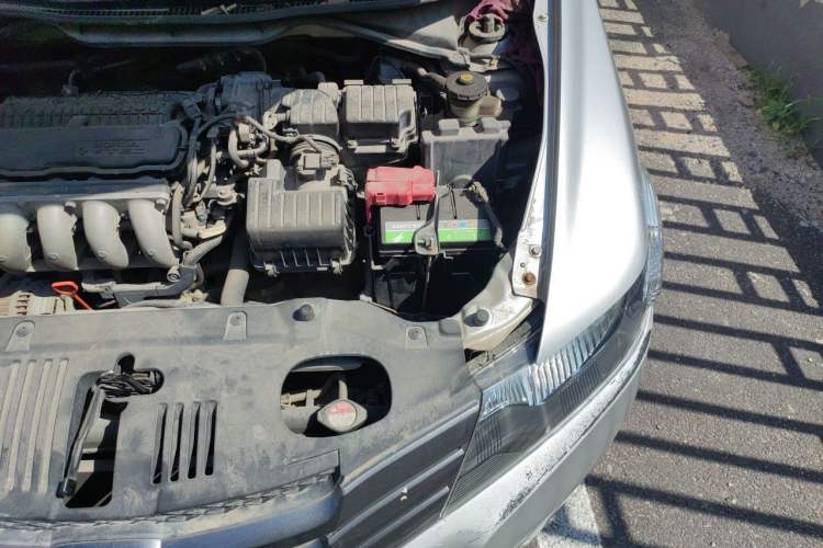 Used Honda City Classic 2008 1.5L manual Elite Edition Engine Bay Left