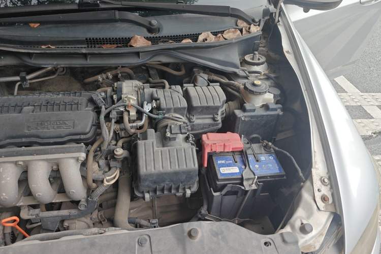 Used Honda City Classic 2008 1.5L manual comfort version Engine Bay Left