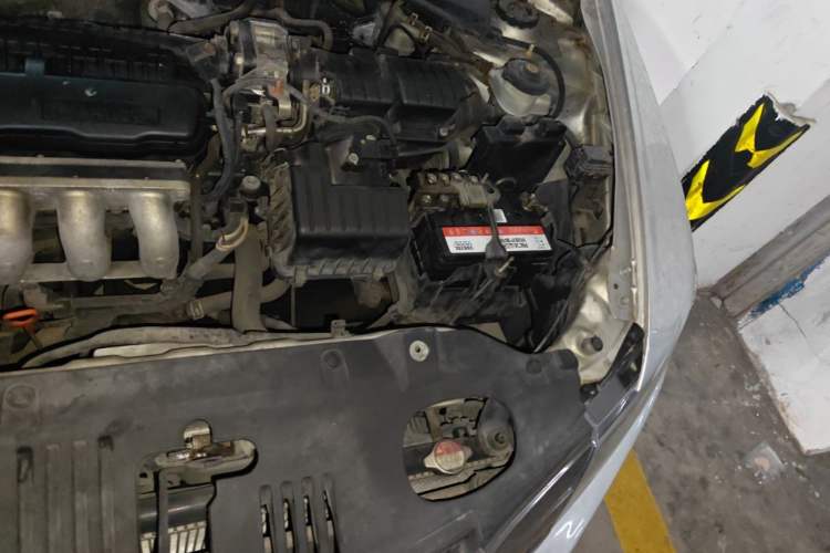 Used Honda City Classic 2008 1.5L manual Elite Edition Engine Bay Left