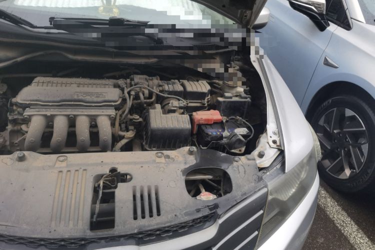 Used Honda City Classic 2008 1.5L manual Elite Edition Engine Bay Left