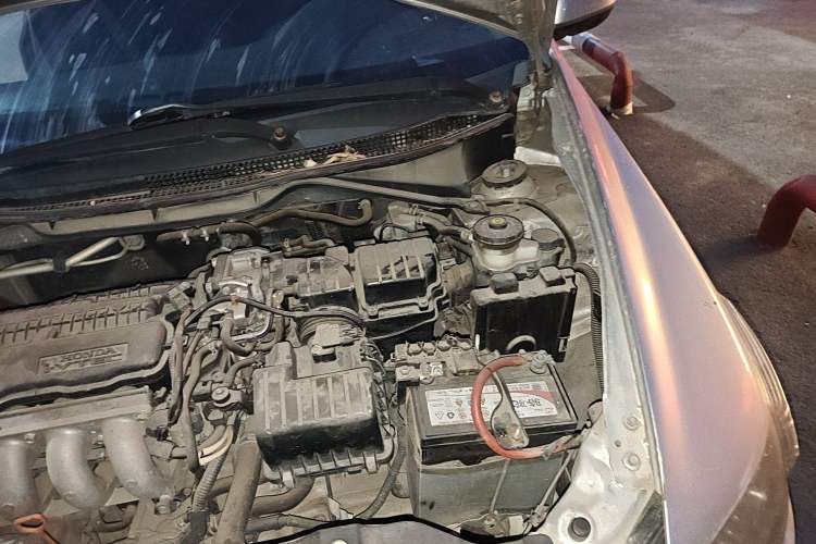 Used Honda City Classic 2008 1.5L manual comfort version Engine Bay Left