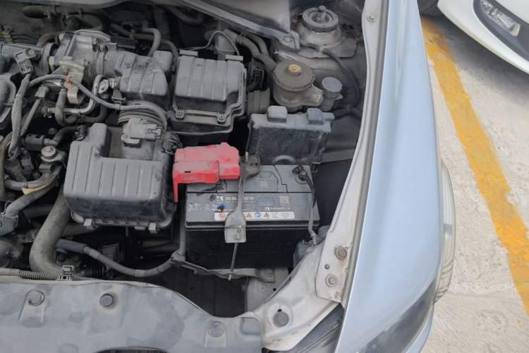 Used Honda City Classic 2008 1.5L manual Elite Edition Engine Bay Left