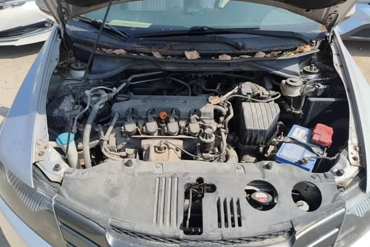 Used Honda City Classic 2008 1.8L automatic comfort version Engine Bay