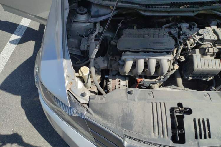Used Honda City Classic 2008 1.5L manual Elite Edition Engine Bay Right