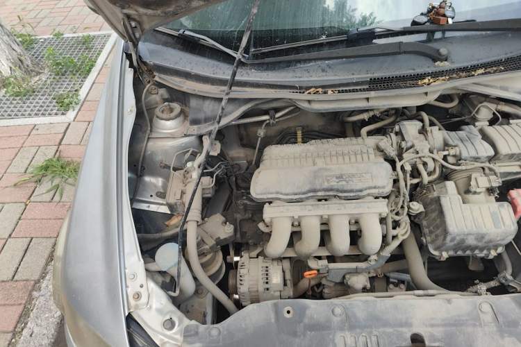 Used Honda City Classic 2008 1.5L manual comfort version Engine Bay Right