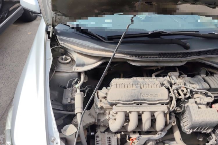 Used Honda City Classic 2008 1.5L manual Elite Edition Engine Bay Right
