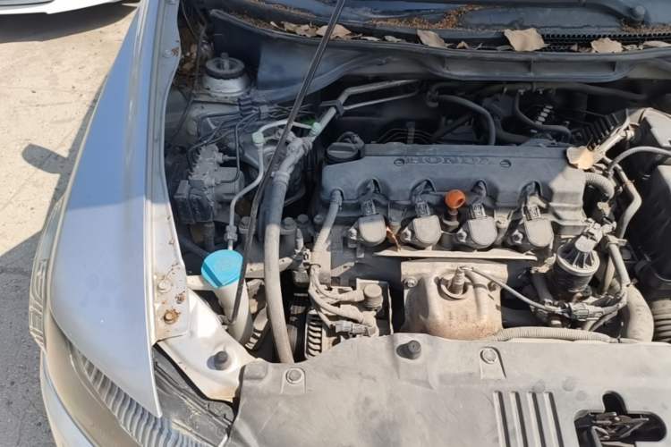 Used Honda City Classic 2008 1.8L automatic comfort version Engine Bay Right