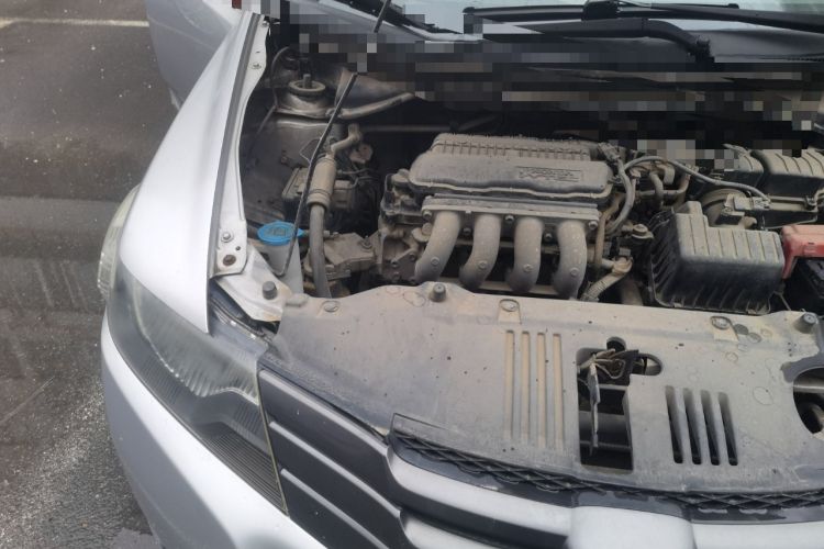 Used Honda City Classic 2008 1.5L manual Elite Edition Engine Bay Right