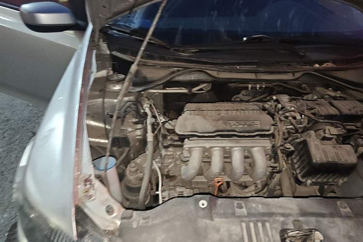 Used Honda City Classic 2008 1.5L manual comfort version Engine Bay Right