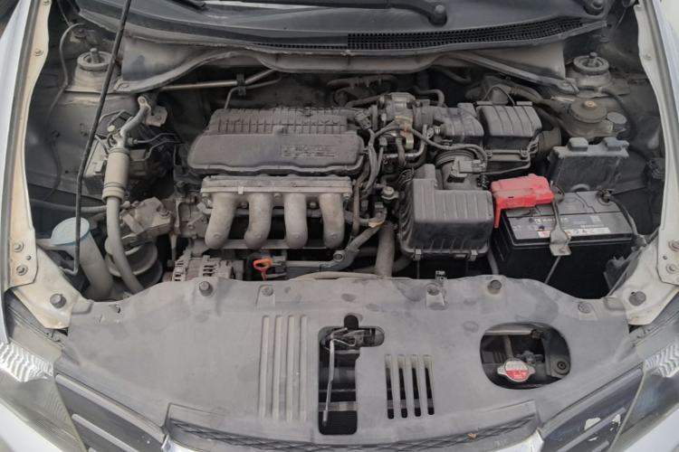 Used Honda City Classic 2008 1.5L manual Elite Edition Engine Bay