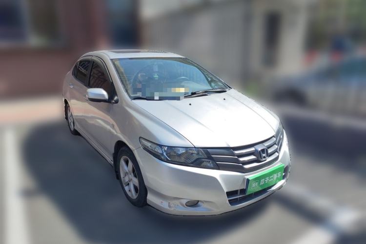 Used Honda City Classic 2008 1.5L manual Elite Edition Front Right 45 Deg