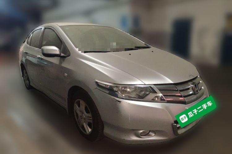 Used Honda City Classic 2008 1.5L manual comfort version Front Right 45 Deg