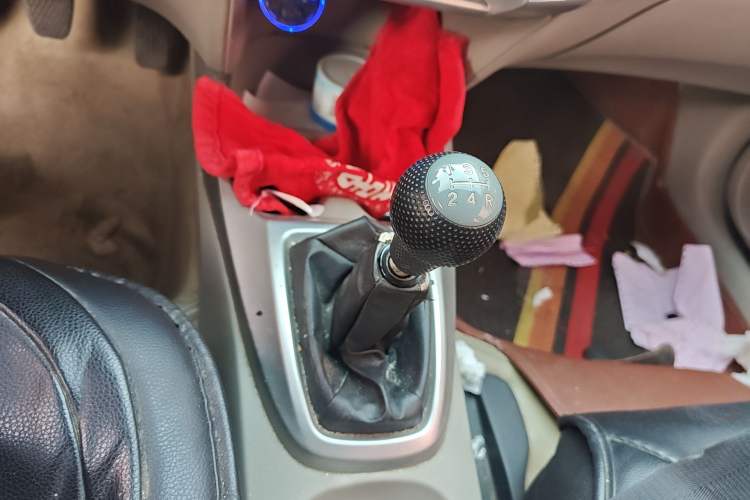 Used Honda City Classic 2008 1.5L manual comfort version Gear Lever