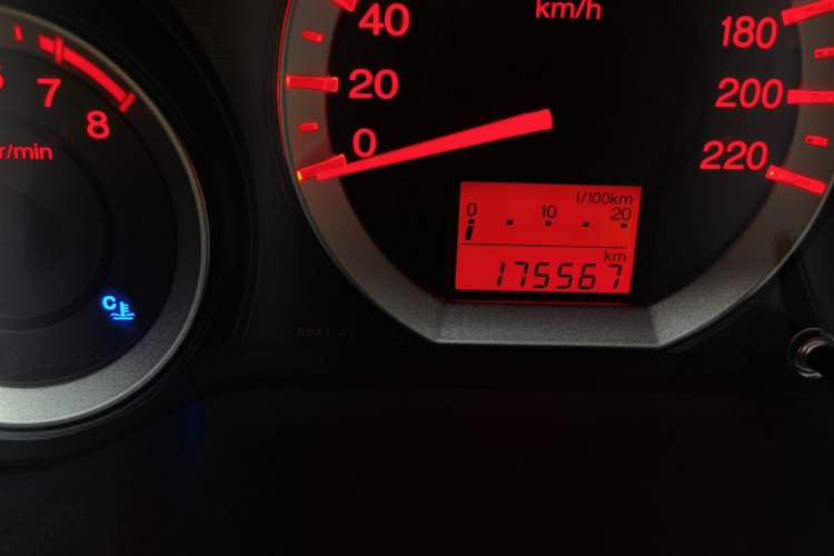 Used Honda City Classic 2008 1.5L manual Elite Edition Odometer Close Up