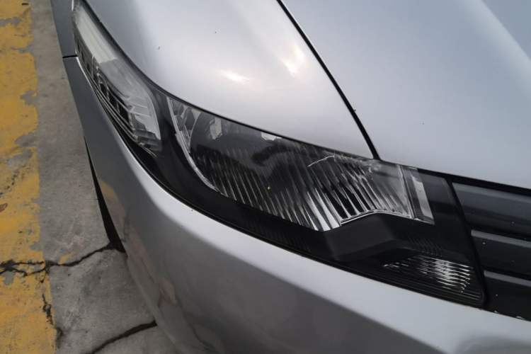Used Honda City Classic 2008 1.5L manual Elite Edition Right Front Headlight
