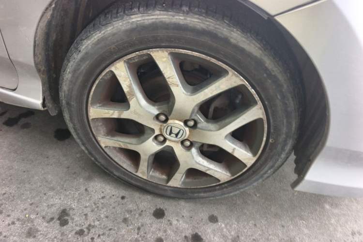 Used Honda City Classic 2008 1.8L Automatic Luxury Edition Right Front Wheel Hub