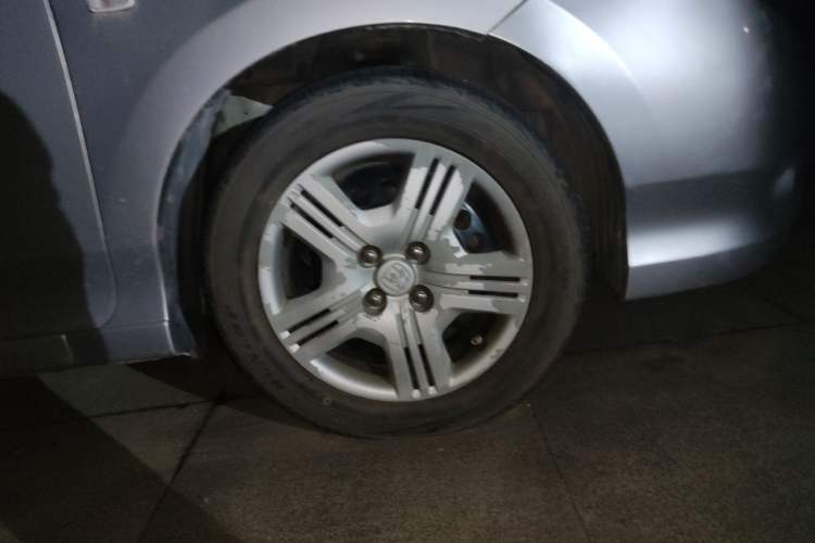 Used Honda City Classic 2008 1.5L manual comfort version Right Front Wheel Hub