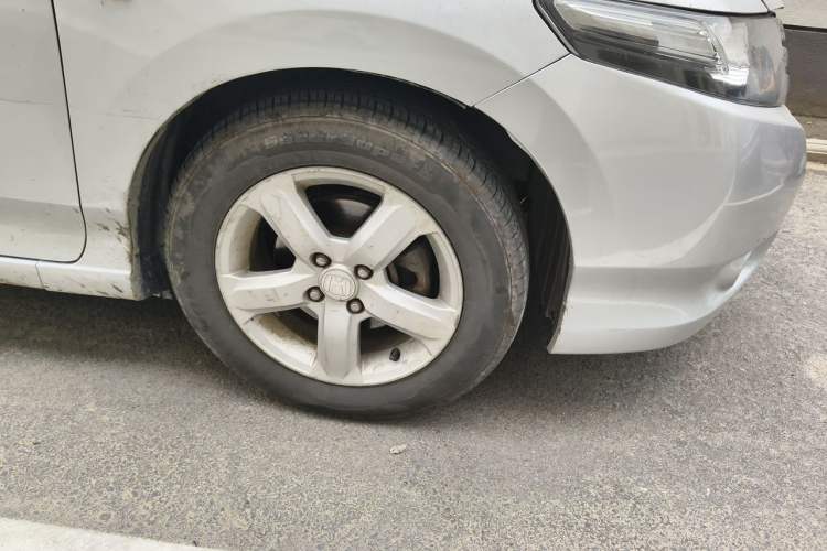 Used Honda City Classic 2008 1.5L Automatic Elite Edition Right Front Wheel Hub