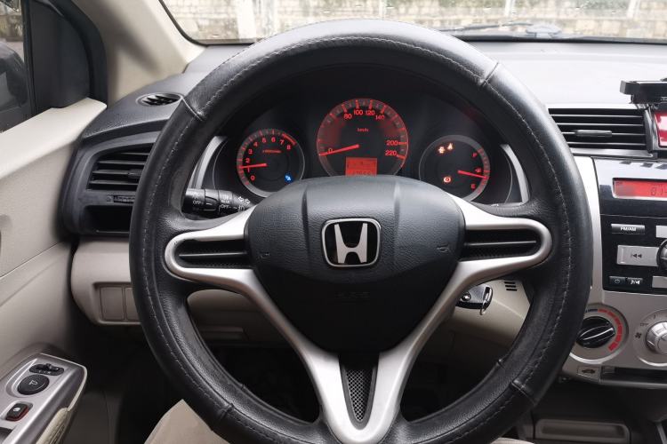 Used Honda City Classic 2008 1.5L manual Elite Edition Steering Wheel