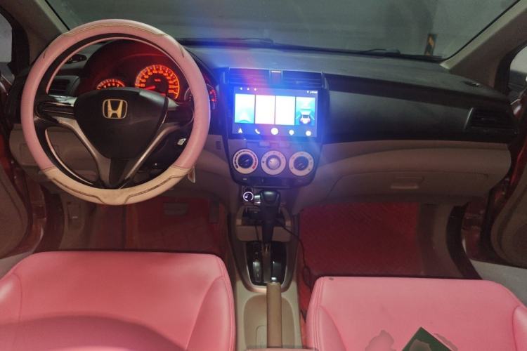 Used Honda City Classic 2008 1.5L Automatic Elite Edition Center Console