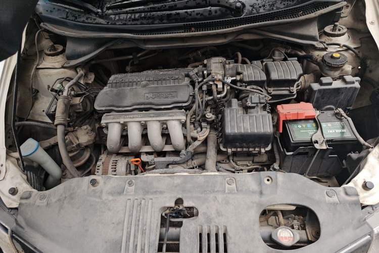 Used Honda City Classic 2008 1.5L Automatic Elite Edition Engine Bay
