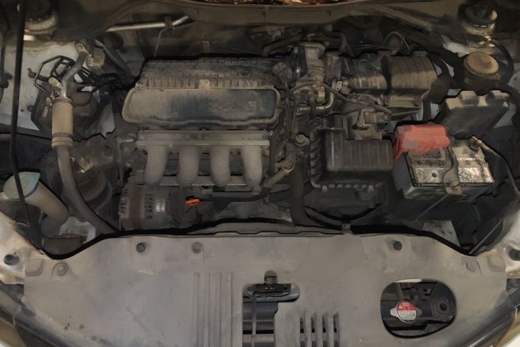 Used Honda City Classic 2008 1.5L manual Elite Edition Engine Bay