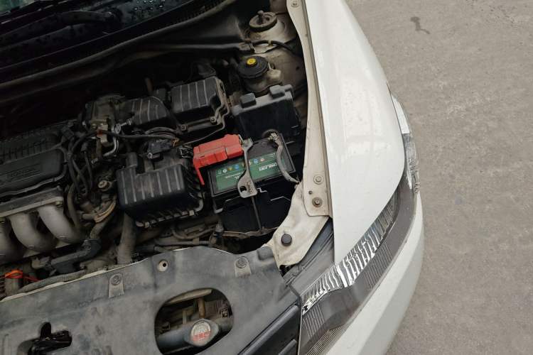 Used Honda City Classic 2008 1.5L Automatic Elite Edition Engine Bay Left