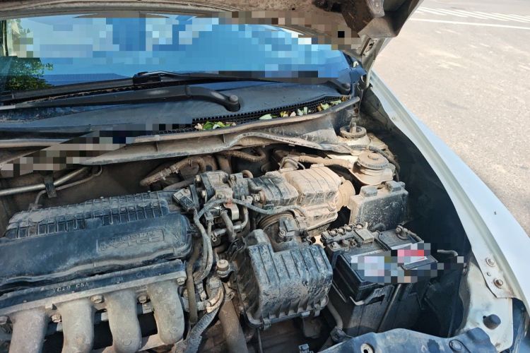 Used Honda City Classic 2008 1.5L manual Elite Edition Engine Bay Left