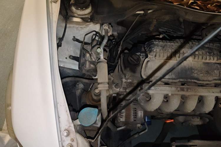 Used Honda City Classic 2008 1.5L manual Elite Edition Engine Bay Right