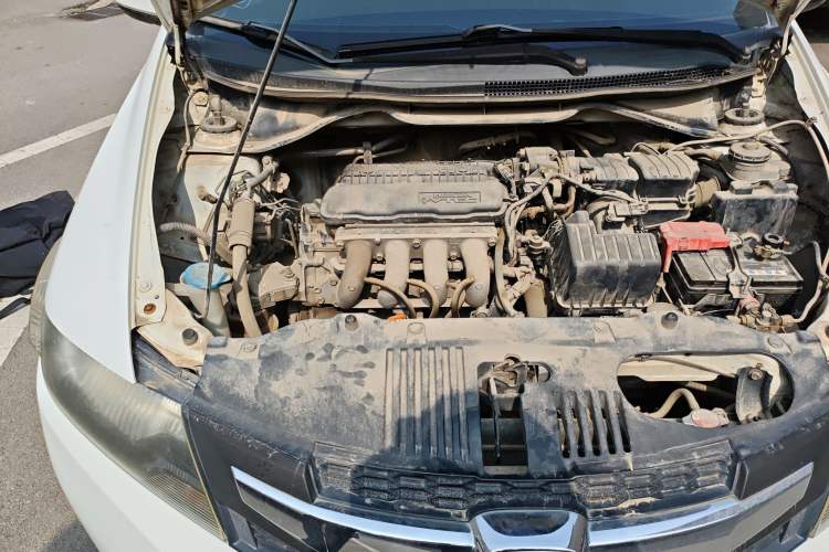 Used Honda City Classic 2008 1.5L manual comfort version Engine Bay Right