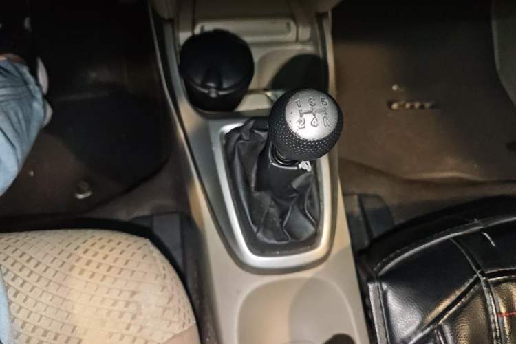 Used Honda City Classic 2008 1.5L manual Elite Edition Gear Lever