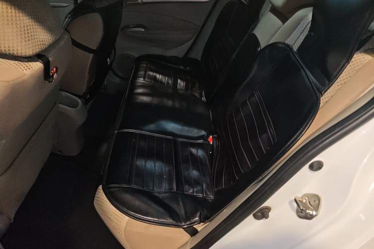 Used Honda City Classic 2008 1.5L manual Elite Edition Left Rear Seat