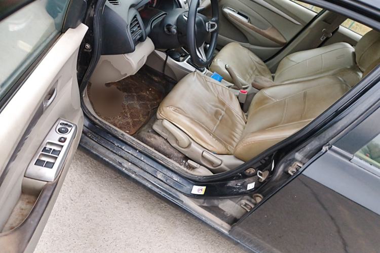 Used Honda City Classic 2011 1.5L Manual Elite Edition Driver Seat
