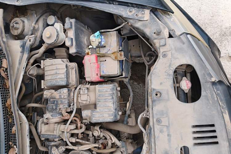 Used Honda City Classic 2011 1.5L Manual Elite Edition Engine Bay Left