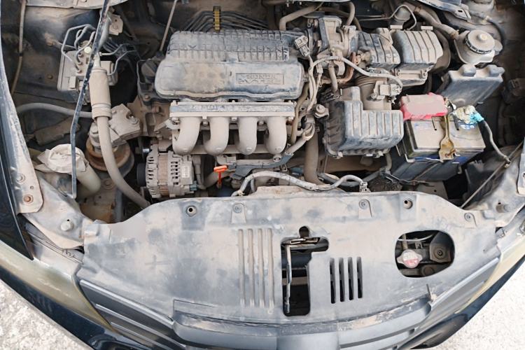Used Honda City Classic 2011 1.5L Manual Elite Edition Engine Bay