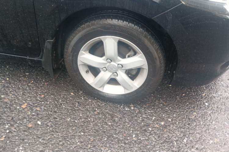 Used Honda City Classic 2011 1.5L Manual Elite Edition Right Front Wheel Hub