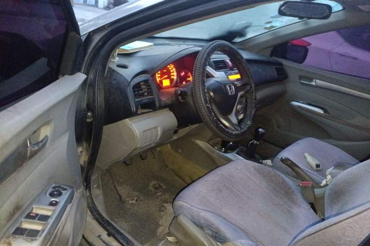 Used Honda City Classic 2011 1.5L Manual Elite Edition Driver Seat