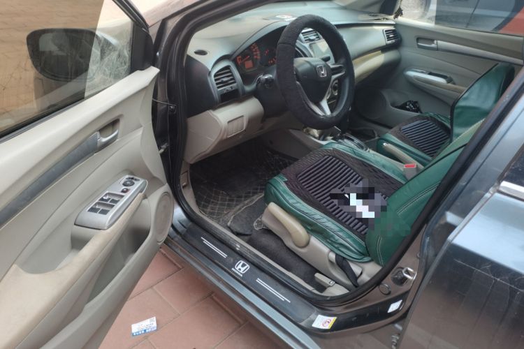 Used Honda City Classic 2011 1.5L Automatic Elite Edition Driver Seat