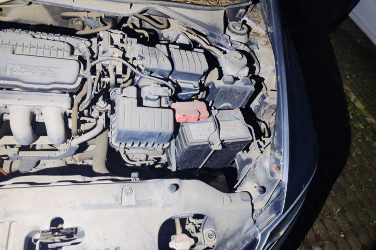 Used Honda City Classic 2011 1.5L Automatic Elite Edition Engine Bay Left