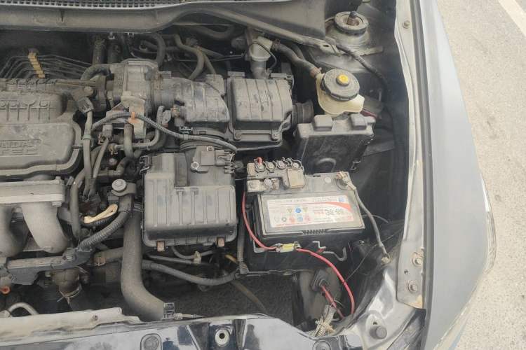 Used Honda City Classic 2011 1.5L Automatic Elite Edition Engine Bay Left
