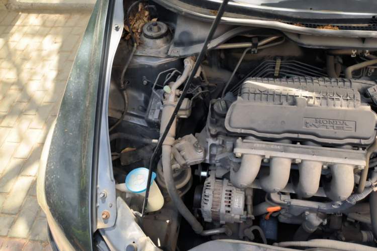 Used Honda City Classic 2011 1.5L Manual Elite Edition Engine Bay Right