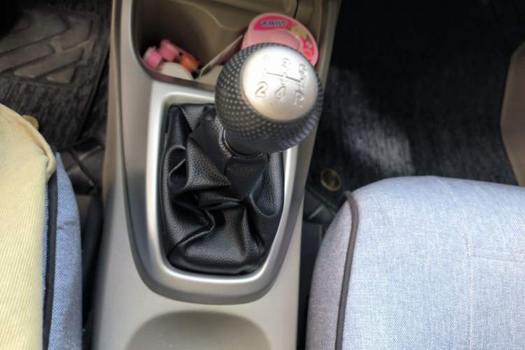 Used Honda City Classic 2011 1.5L Manual Elite Edition Gear Lever