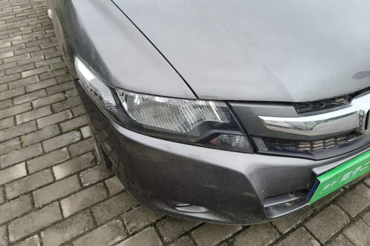 Used Honda City Classic 2011 1.5L Automatic Elite Edition Right Front Headlight