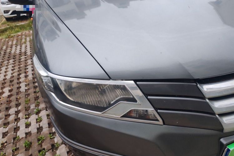 Used Honda City Classic 2011 1.5L Automatic Elite Edition Right Front Headlight