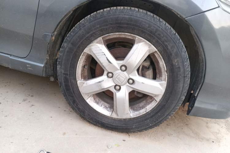 Used Honda City Classic 2011 1.5L Manual Elite Edition Right Front Wheel Hub