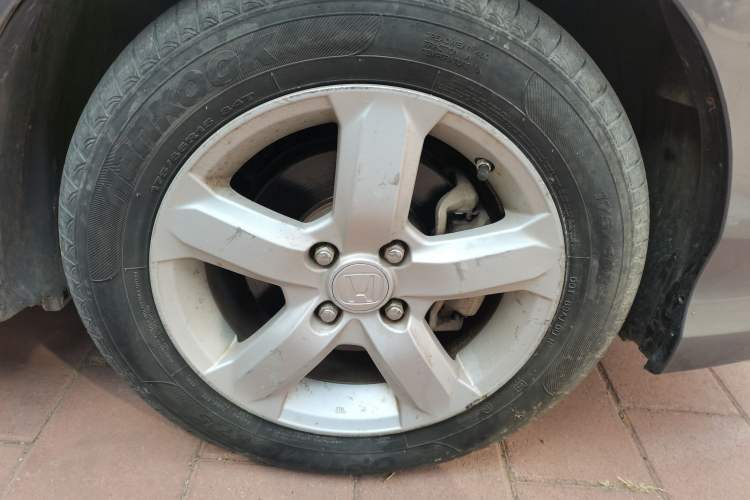 Used Honda City Classic 2011 1.5L Automatic Elite Edition Right Front Wheel Hub