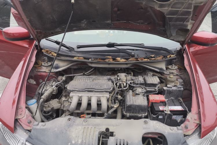 Used Honda City Classic 2011 1.5L Manual Elite Edition Engine Bay