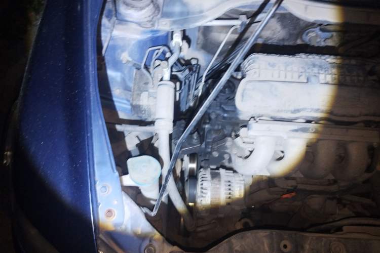 Used Honda City Classic 2011 1.5L Manual Elite Edition Engine Bay Right