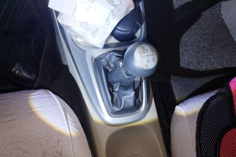 Used Honda City Classic 2011 1.5L Manual Elite Edition Gear Lever